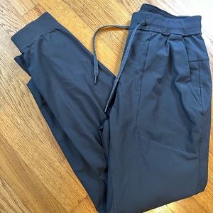 Lululemon ABC Jogger Size M, Charcoal Gray